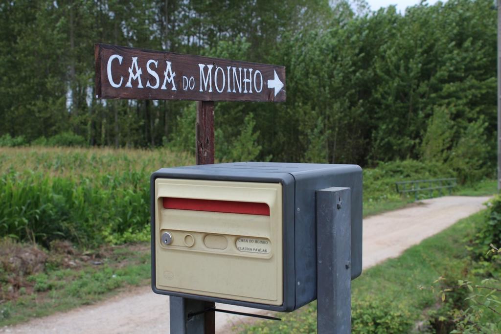 Casa Do Moinho Guest House โอวาร์ ภายนอก รูปภาพ